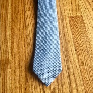 Banana Republic tie. 100% silk.